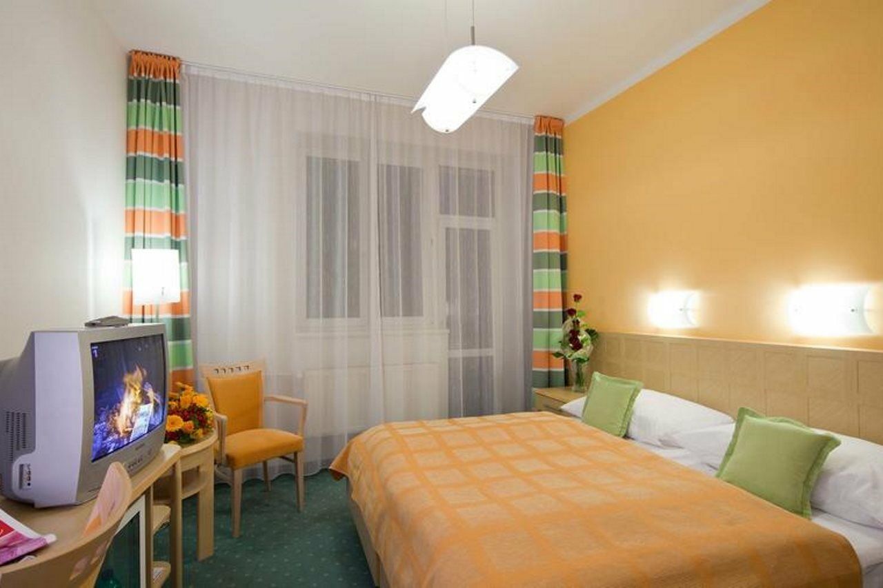 Sanssouci Hotel 4*